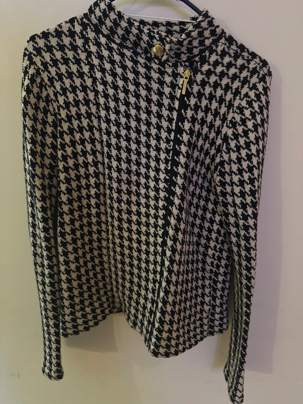 Women’s Ivory Houndstooth jacket